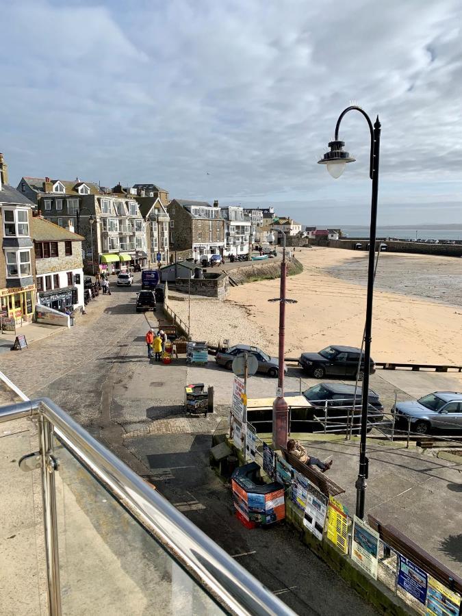 Modern Studio Apartment With Stunning Views! St Ives Esterno foto